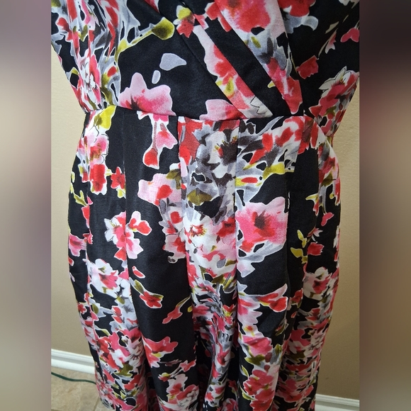 NWOT    SZ-14 Floral Sleeveless Dress - Picture 6 of 14